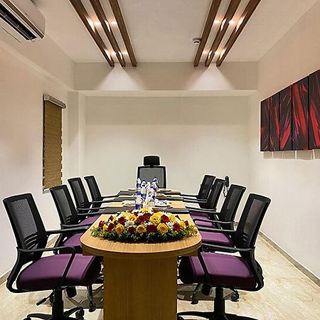 Park Residency Kodungallur Thrissur Exterior photo