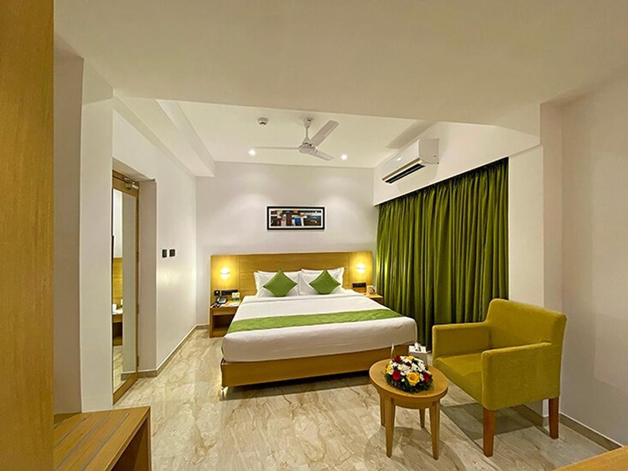 Park Residency Kodungallur Thrissur Exterior photo
