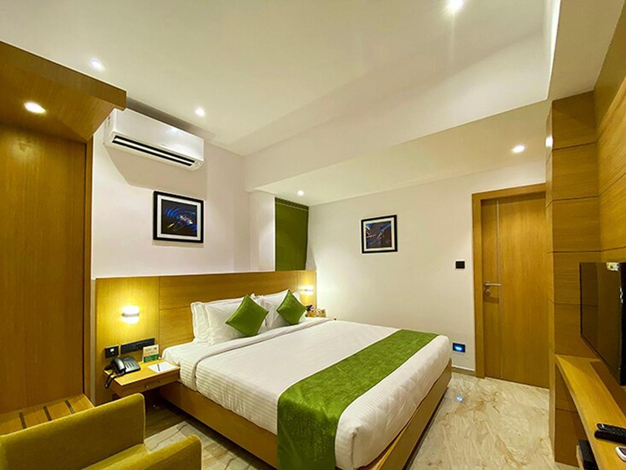 Park Residency Kodungallur Thrissur Exterior photo